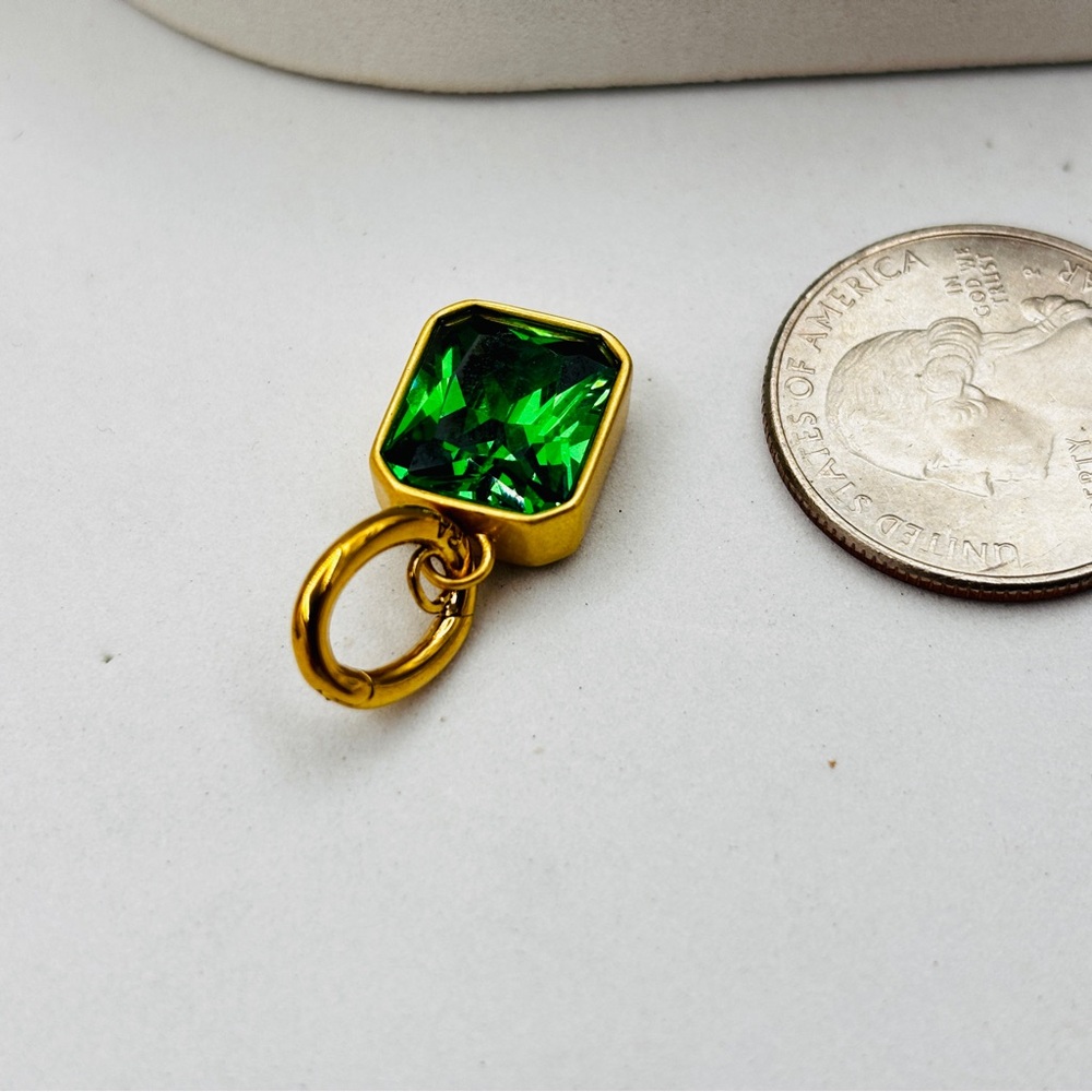 Roxanne Assoulin The Emerald Drop Charm - Picture 4 of 8